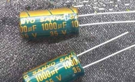 35 V 1000 Uf 10 * 20 Mm 1000 Uf Condensador Electrolítico