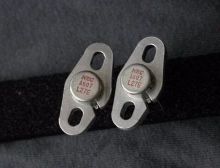 Nec 2sa607 Sa607 Can-3 Pnp/npn Silicon Epitaxial Transistor